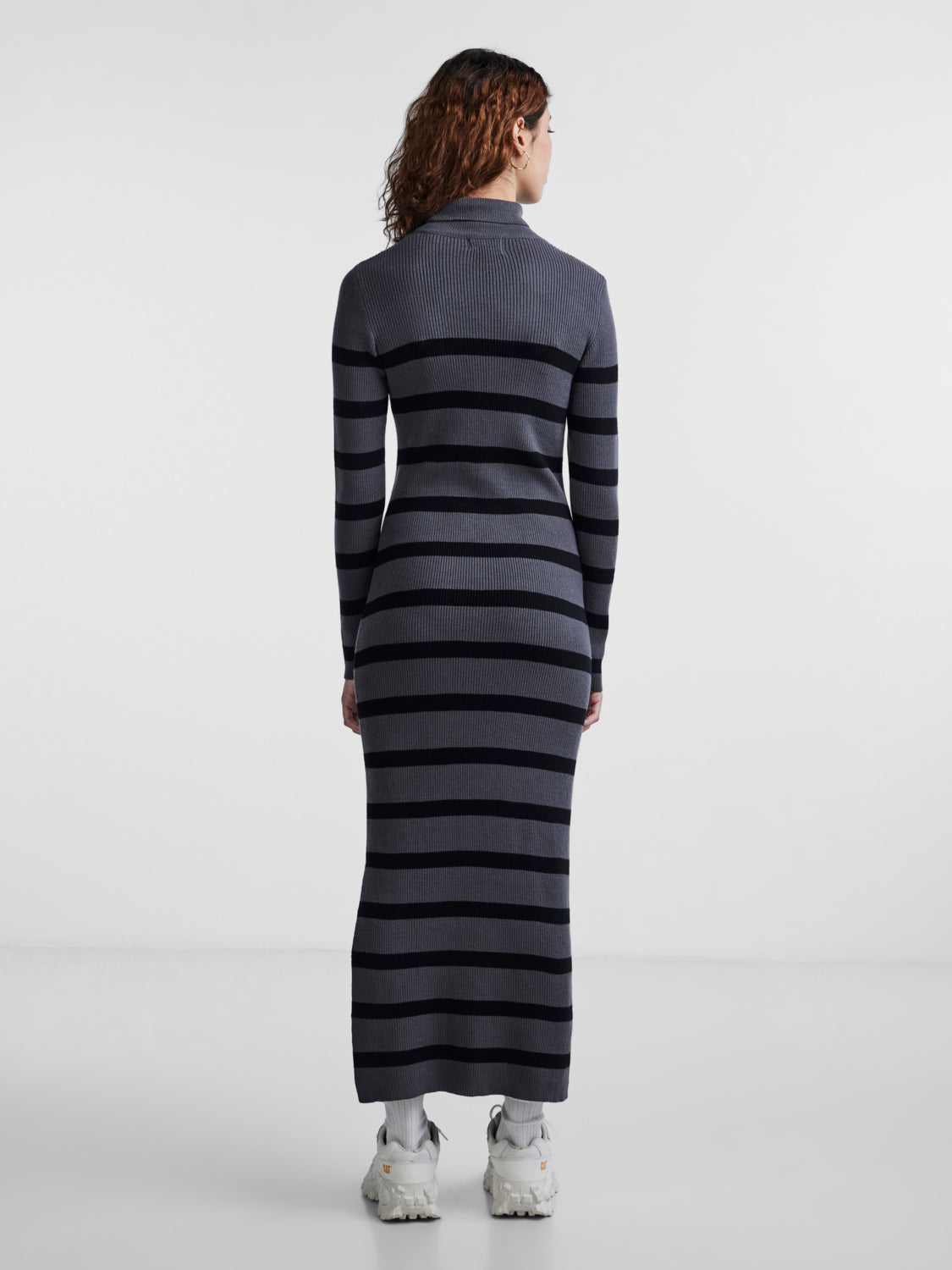 PCANIKA Dress - Magnet